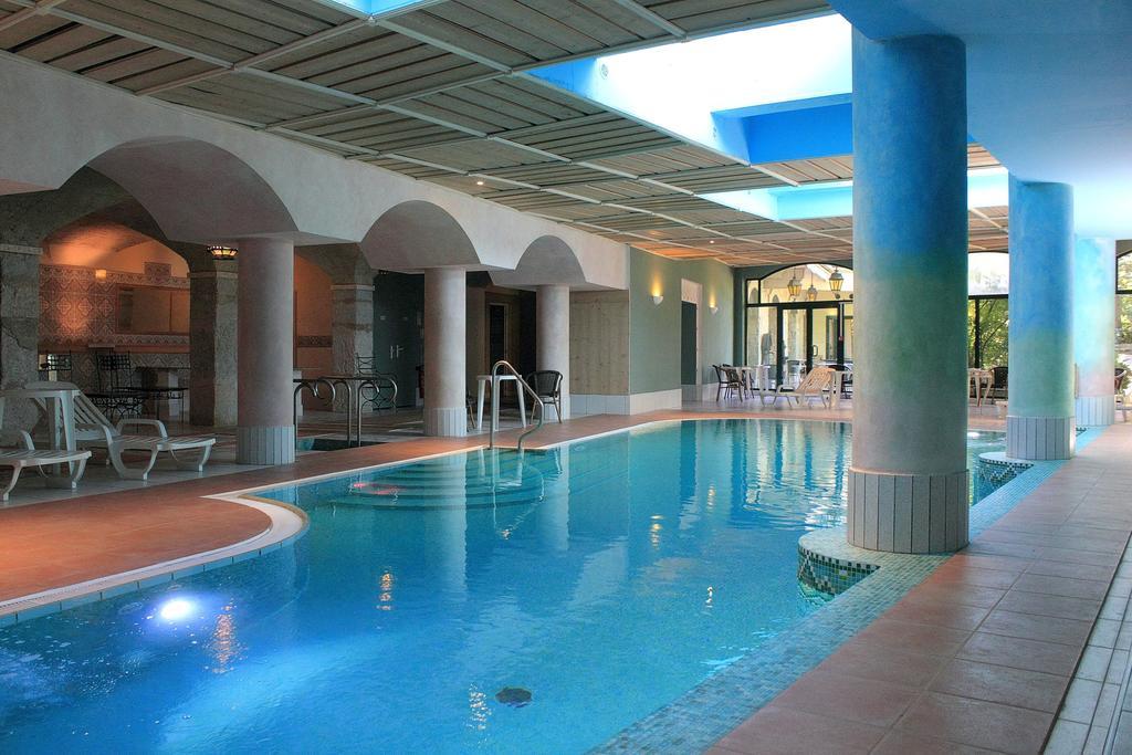 Aux Meubles Du Manoir Aparthotel Aix-les-Bains Bilik gambar