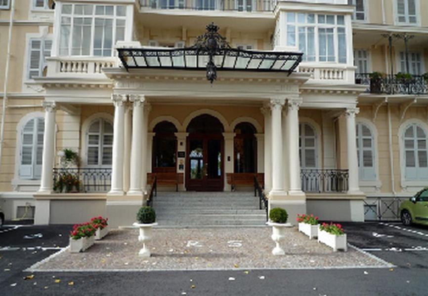 Aux Meubles Du Manoir Aparthotel Aix-les-Bains Luaran gambar