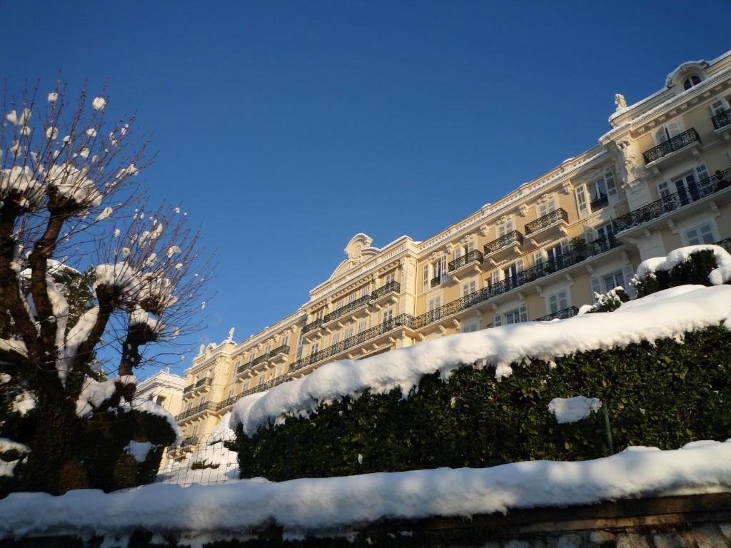 Aux Meubles Du Manoir Aparthotel Aix-les-Bains Luaran gambar