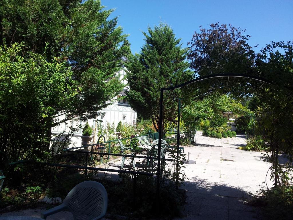 Aux Meubles Du Manoir Aparthotel Aix-les-Bains Luaran gambar