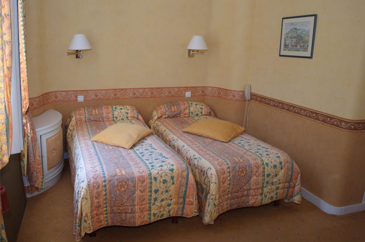 Aux Meubles Du Manoir Aparthotel Aix-les-Bains Luaran gambar