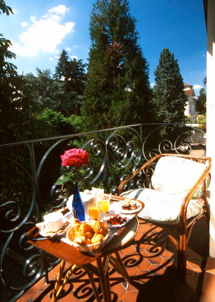 Aux Meubles Du Manoir Aparthotel Aix-les-Bains Luaran gambar