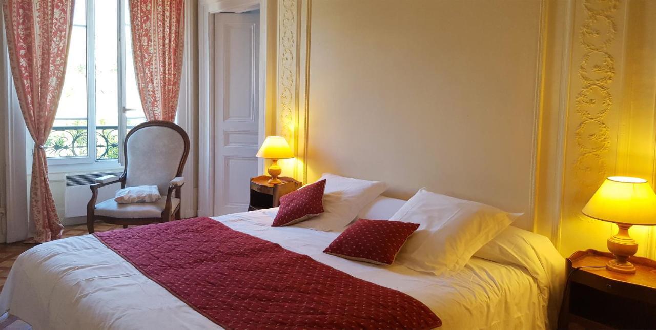 Aux Meubles Du Manoir Aparthotel Aix-les-Bains Luaran gambar